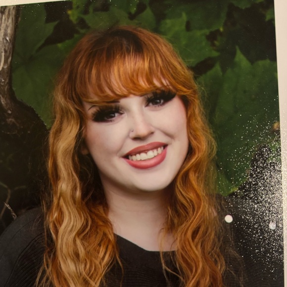 Meet your Posher, Avery - Picture 1 of 3